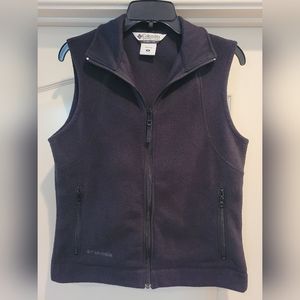 Womens Columbia brand black fleece vest